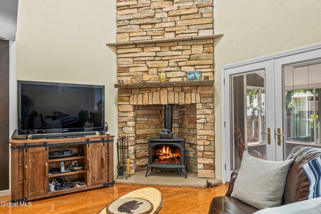 28 Cedar Court, Queensbury, NY 12804