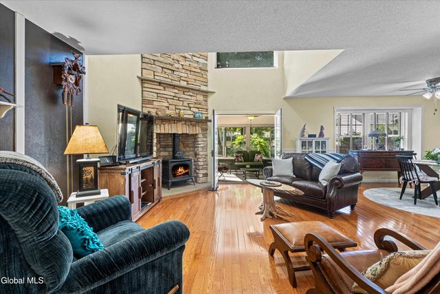 28 Cedar Court, Queensbury, NY 12804