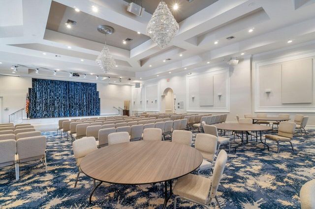 6523 Via Trento, Delray Beach, FL 33446