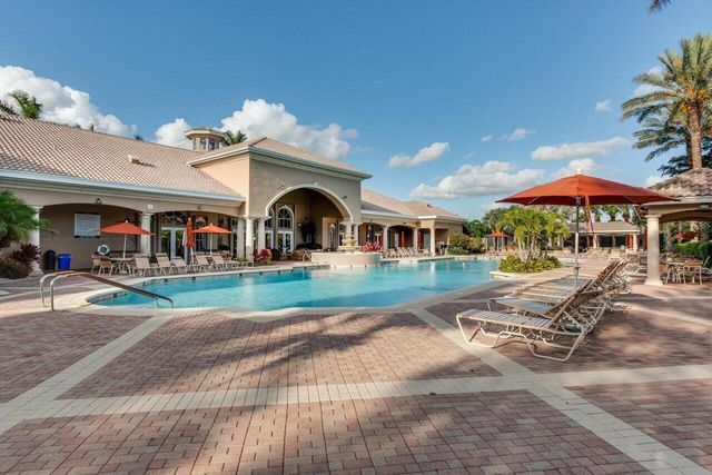 6523 Via Trento, Delray Beach, FL 33446