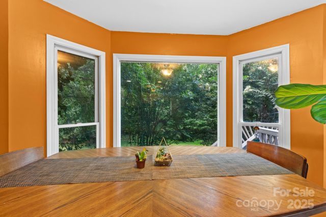 1378 Shadowfax Wynd None, Hickory, NC 28602