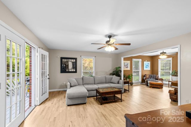 1378 Shadowfax Wynd None, Hickory, NC 28602