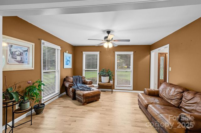 1378 Shadowfax Wynd None, Hickory, NC 28602