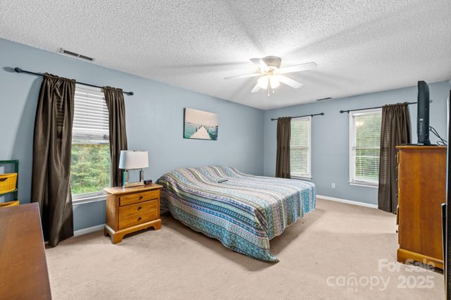 1378 Shadowfax Wynd None, Hickory, NC 28602