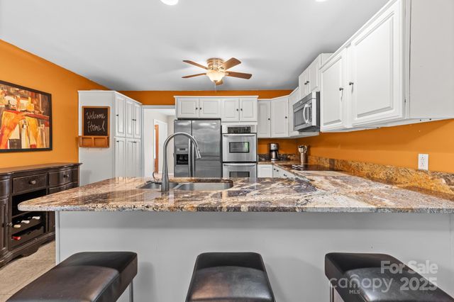 1378 Shadowfax Wynd None, Hickory, NC 28602