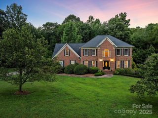 1378 Shadowfax Wynd None, Hickory, NC 28602