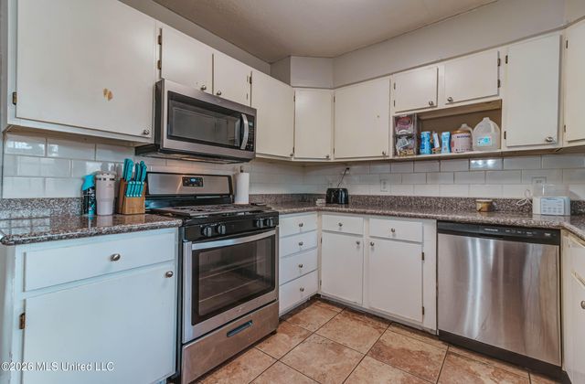 10628 Oak Street, Vancleave, MS 39565