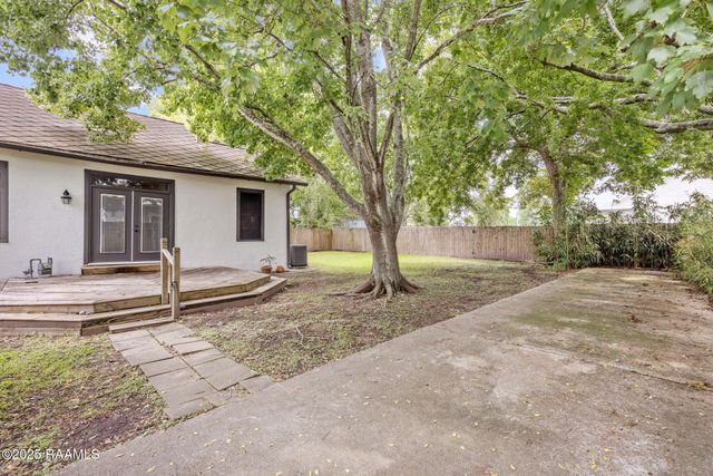 109 N Henry Street, Abbeville, LA 70510