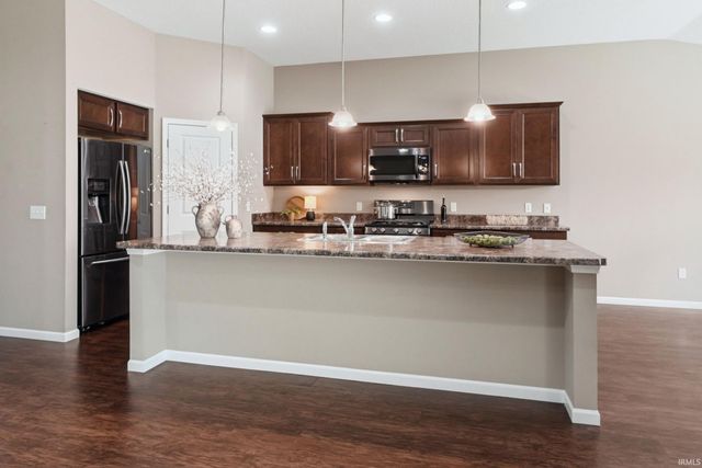 1804 Cymbeline Court, Fort Wayne, IN 46818