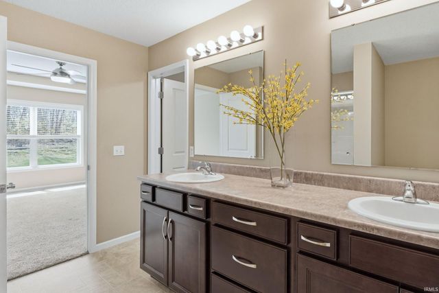 1804 Cymbeline Court, Fort Wayne, IN 46818