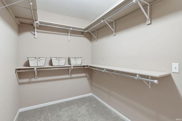 1804 Cymbeline Court, Fort Wayne, IN 46818