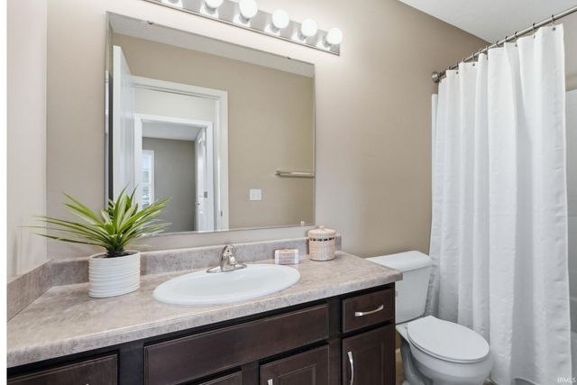 1804 Cymbeline Court, Fort Wayne, IN 46818