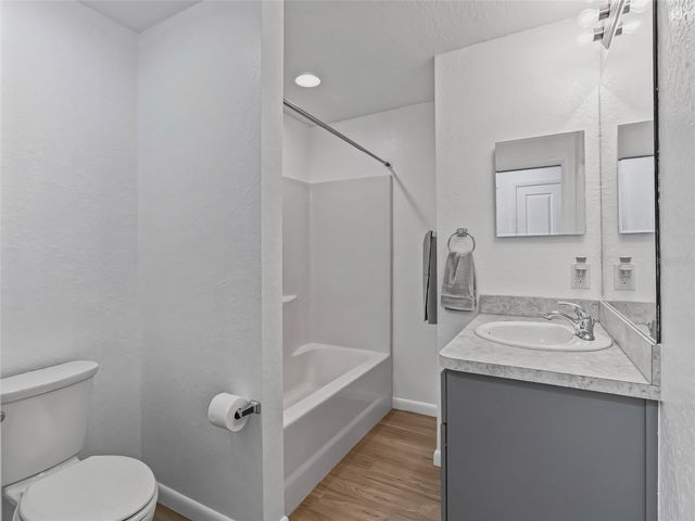 9318 CR 649, Bushnell, FL 33513