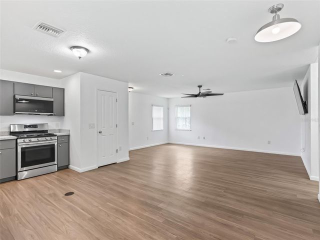 9318 CR 649, Bushnell, FL 33513