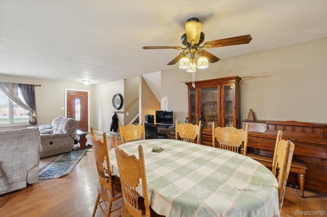 851 Academy Road, Holly Township, MI 48442