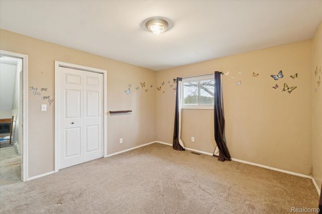 851 Academy Road, Holly Township, MI 48442