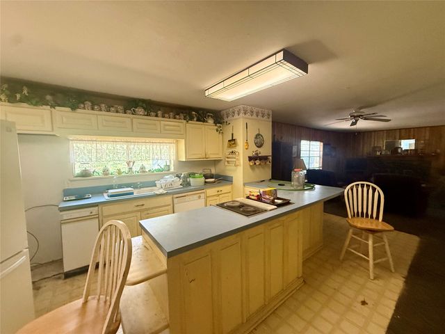 221 Northview Drive, Trinidad, TX 75163