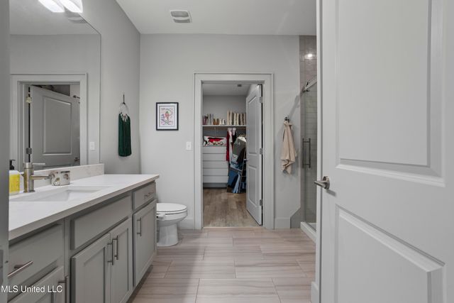 2501 Bienville Boulevard, 531, Ocean Springs, MS 39564