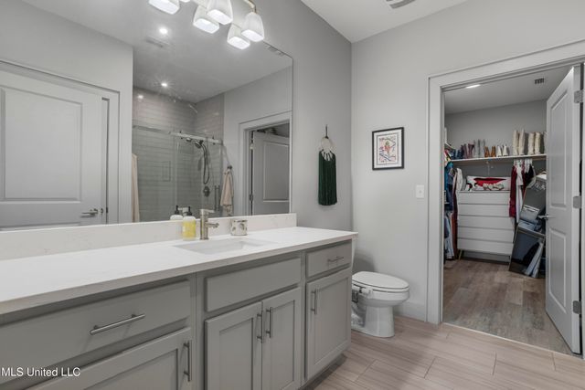 2501 Bienville Boulevard, 531, Ocean Springs, MS 39564