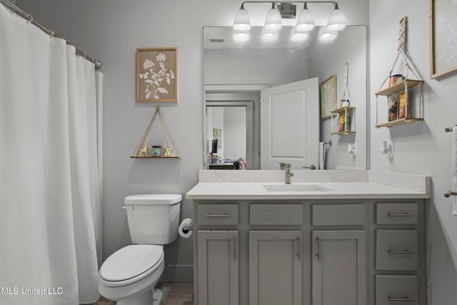 2501 Bienville Boulevard, 531, Ocean Springs, MS 39564