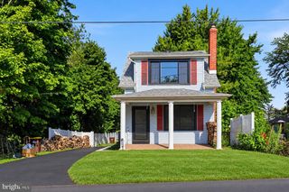 612 S BROAD ST, Lansdale, PA 19446