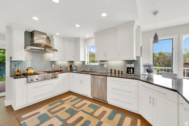 1506 S LAKEVIEW DR, Bountiful, UT 84010