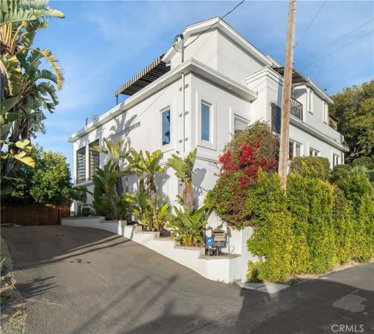 3642 Alta Mesa Drive, Studio City, CA 91604