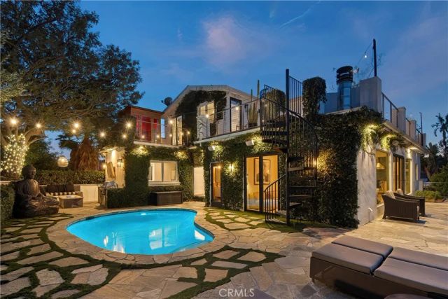 3642 Alta Mesa Drive, Studio City, CA 91604