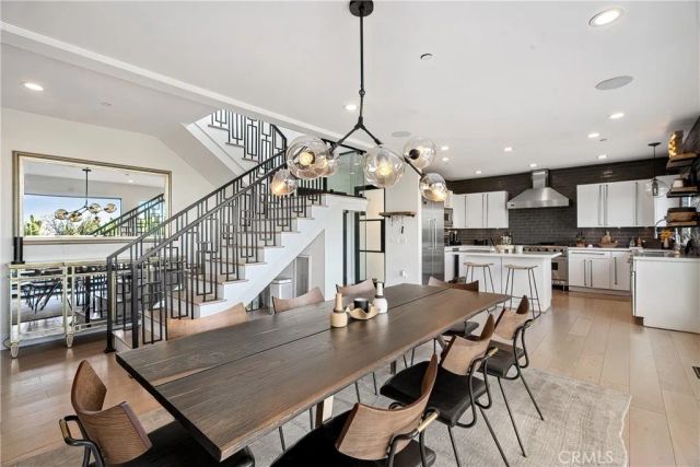3642 Alta Mesa Drive, Studio City, CA 91604