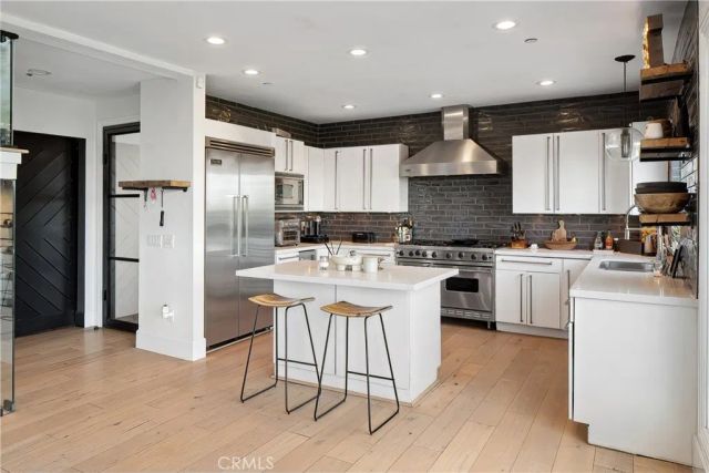 3642 Alta Mesa Drive, Studio City, CA 91604