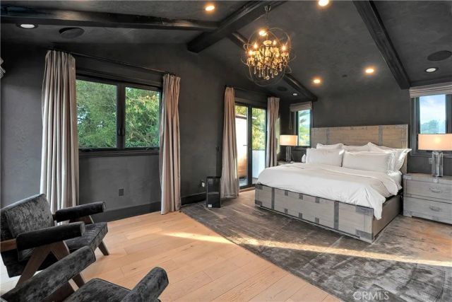 3642 Alta Mesa Drive, Studio City, CA 91604