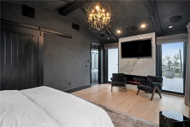 3642 Alta Mesa Drive, Studio City, CA 91604
