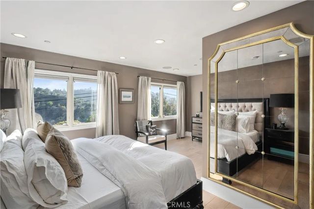 3642 Alta Mesa Drive, Studio City, CA 91604