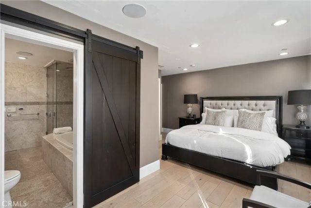 3642 Alta Mesa Drive, Studio City, CA 91604