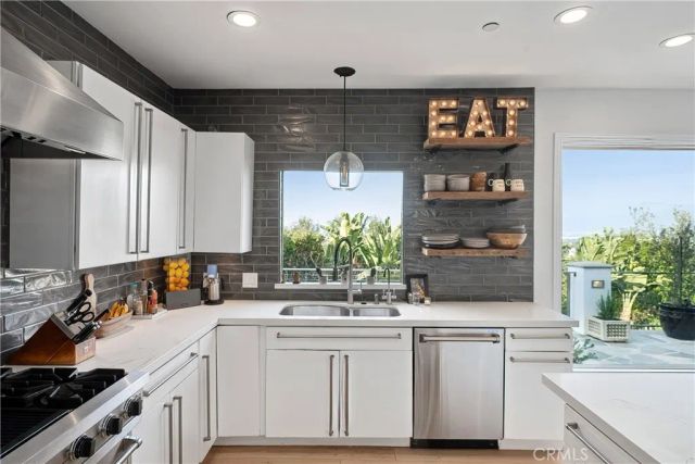 3642 Alta Mesa Drive, Studio City, CA 91604