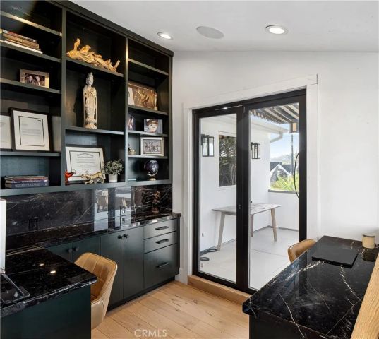 3642 Alta Mesa Drive, Studio City, CA 91604