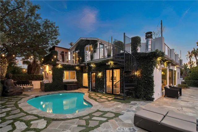 3642 Alta Mesa Drive, Studio City, CA 91604