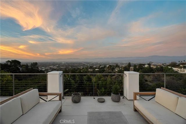 3642 Alta Mesa Drive, Studio City, CA 91604