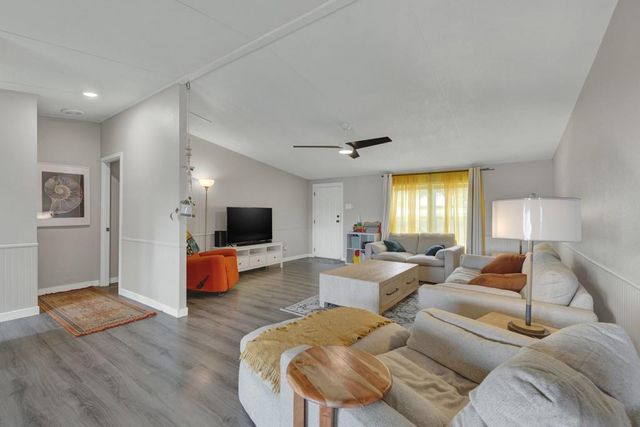 859 Morningwood DR, San Marcos, TX 78666