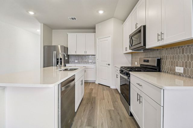 2202 Rannoch Street, Sherman, TX 75092