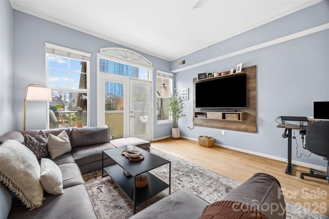 405 W 7th Street 508, Charlotte, NC 28202