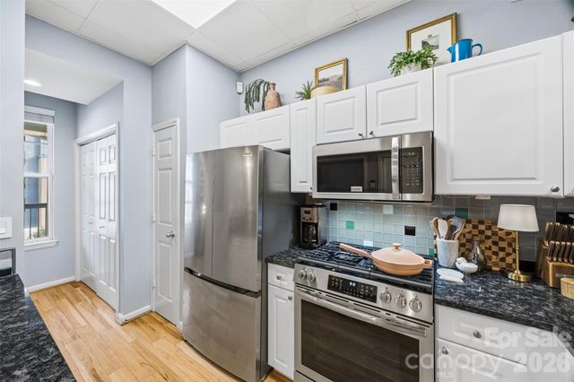 405 W 7th Street 508, Charlotte, NC 28202