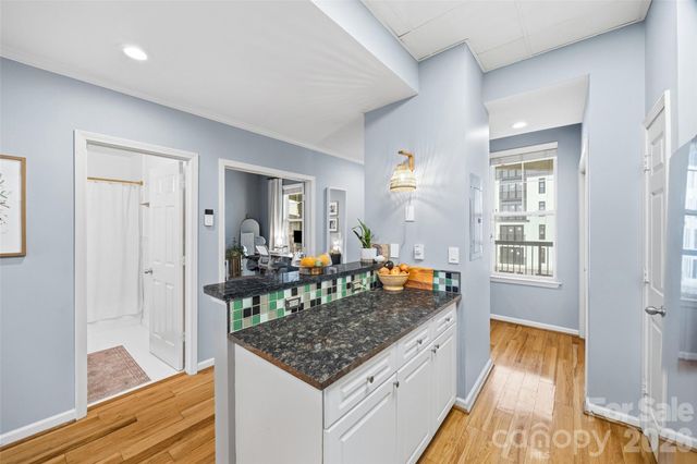 405 W 7th Street 508, Charlotte, NC 28202