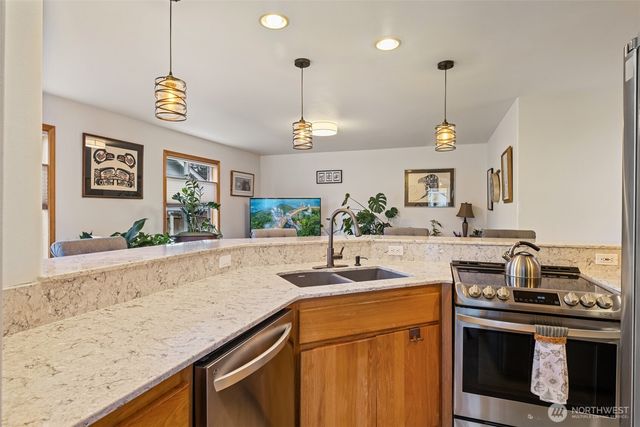 716 S N Street, Port Angeles, WA 98363