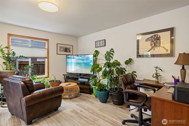 716 S N Street, Port Angeles, WA 98363