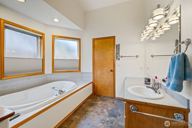 716 S N Street, Port Angeles, WA 98363
