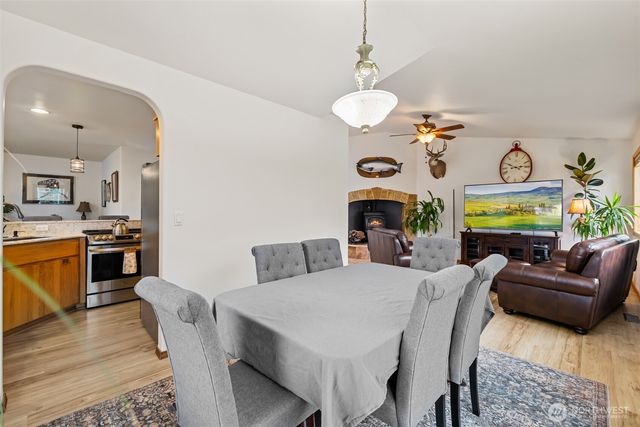 716 S N Street, Port Angeles, WA 98363