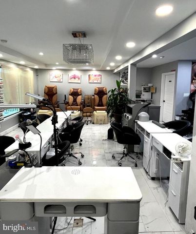 155 N ROUTE 73, West Berlin, NJ 08091