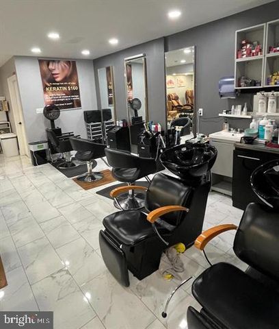 155 N ROUTE 73, West Berlin, NJ 08091