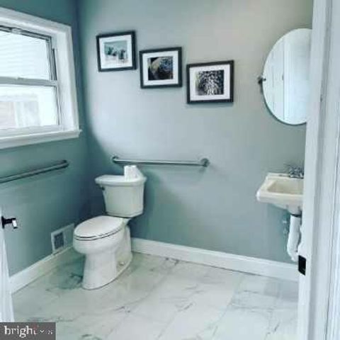 155 N ROUTE 73, West Berlin, NJ 08091